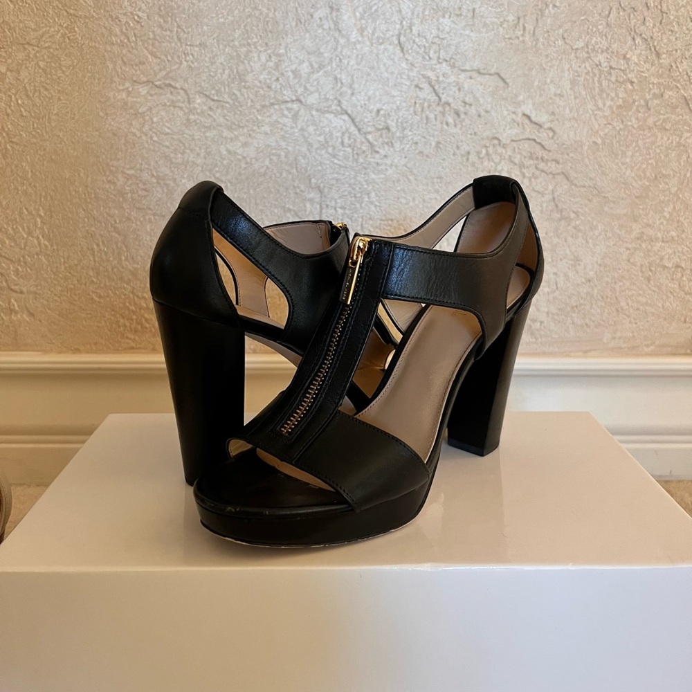 Michael Kors Platform Heeled Sandals in Black Leather